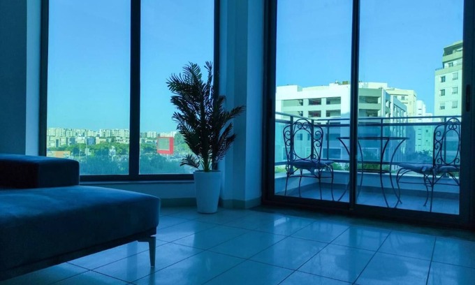 Bouvet Island Appartement | Italian Loft with Jacuzzi Near Lake