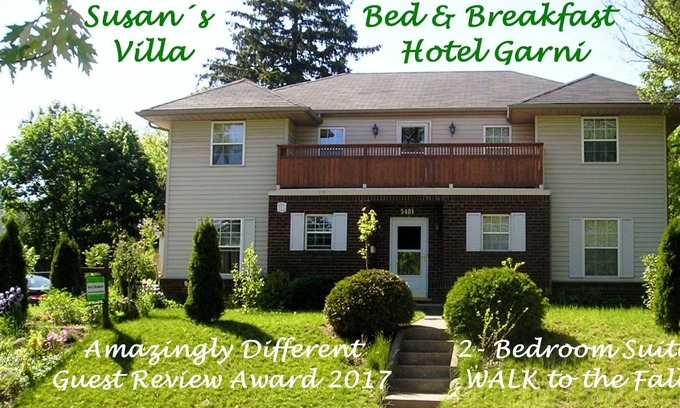 Niagara Falls Lit Et Petit-Déjeuner | Suite ITALIENNE dans SUSAN’S VILLA B & B / Hotel Garni- à Niagara Falls, Canada