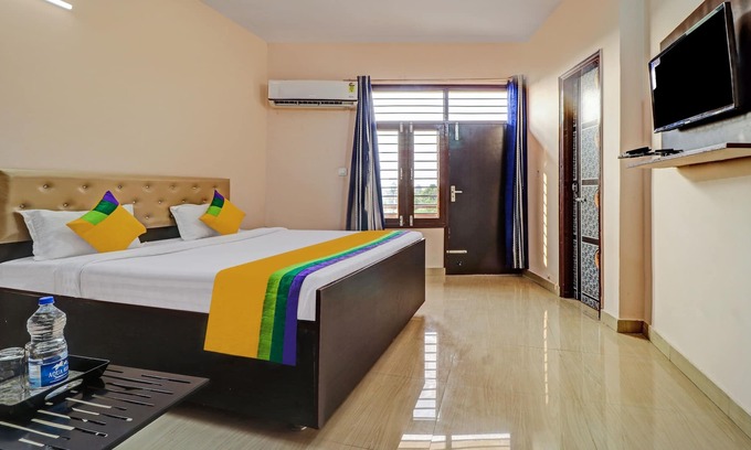Mohali Maison | Treebo Trip Divine Inn