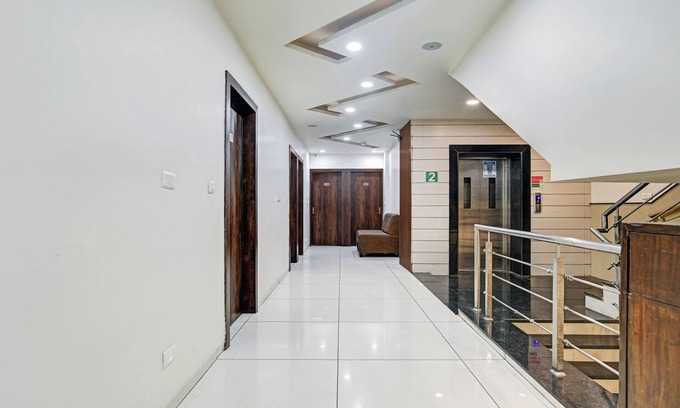 Surat Hôtel | Itsy By Treebo - Ospite