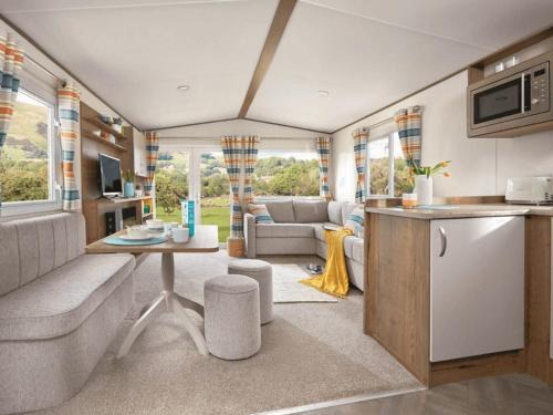 Annan Maison | Ivy Caravan 2 at Queensberry Bay Leisure Park