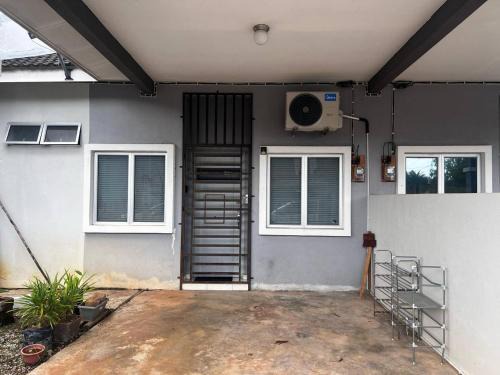 Jengka Maison | Izani Homestay