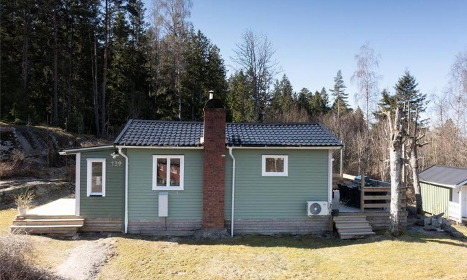 Uddevalla Municipality Villa | Jättemysig villa