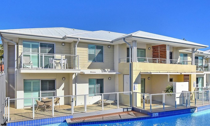 Salamander Bay Appartement | J's Resort Pacific Blue Swim Up-Studio B