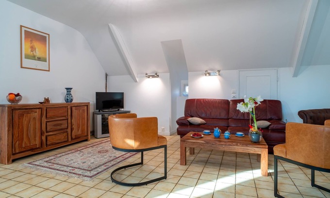 Plomeur Appartement | Jacinthe - Appt dans une villa néo-bretonne