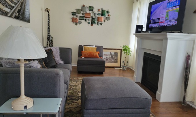 St. Davids Appartement | Jack and Jill private suite, safe and relaxing 2 bedroom apartment @ RoseGlen