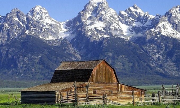 Moose Wilson Road Copropriété | Jackson Hole condo in the Aspens. A retreat close to Nat. Parks & JHMR, King Bed