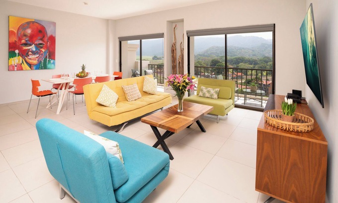 Barrio Santa Lucia Copropriété | Jaco Bay Condo, 9th Floor, King Bed, w/ Ocean Views