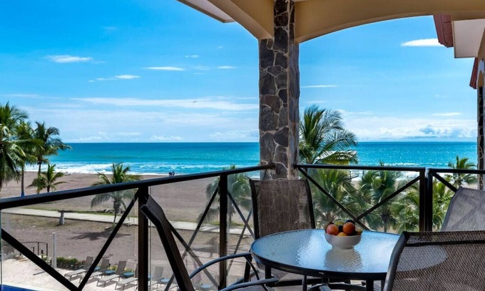 Barrio Los Villalobos Copropriété | JACO HEAVEN- Beautiful beach penthouse!