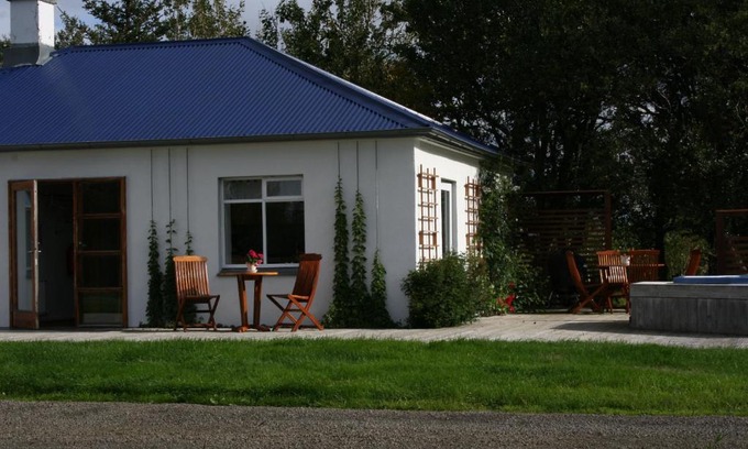 Borgarnes Villa | Jadar Farm