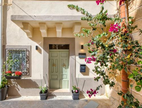 Zabbar Maison | Jade - Stylish Zabbar Hideaway