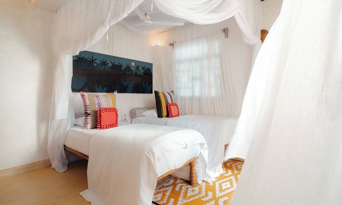 Lamu Appartement | Jannah Suites Faza 2-bedroom apartment with WiFi, AC in picturesque Shela