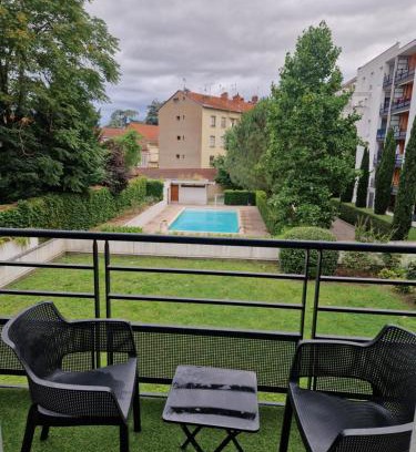 Villefranche-sur-Saone Appartement | Jardin D'Alexis