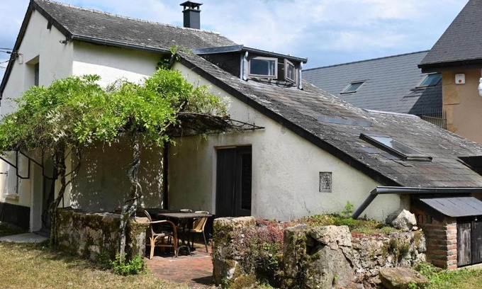 Cussy-en-Morvan Maison | Jardins Fleuries
