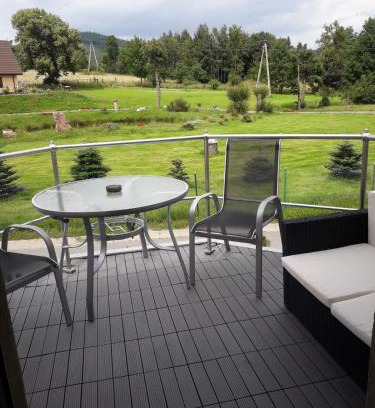 Lubawka Appartement | Jarkowice 4x4 z widokiem na Jeziorko