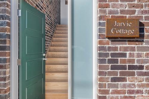 Petersham Maison | Jarvie Cottage