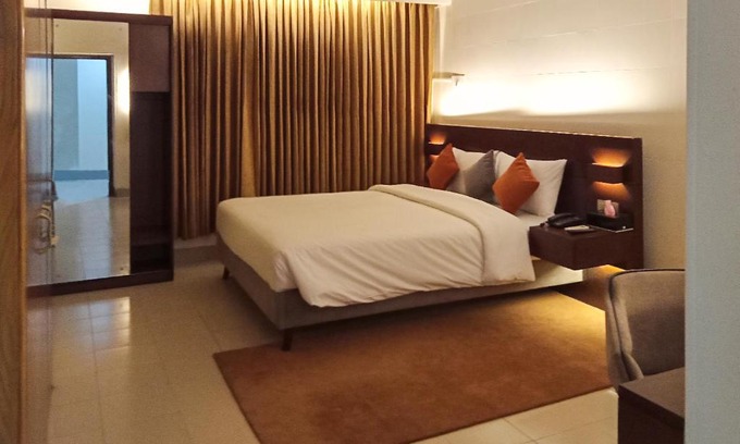 Bhadra Hôtel | Jatra Flagship Rajshahi City Centre