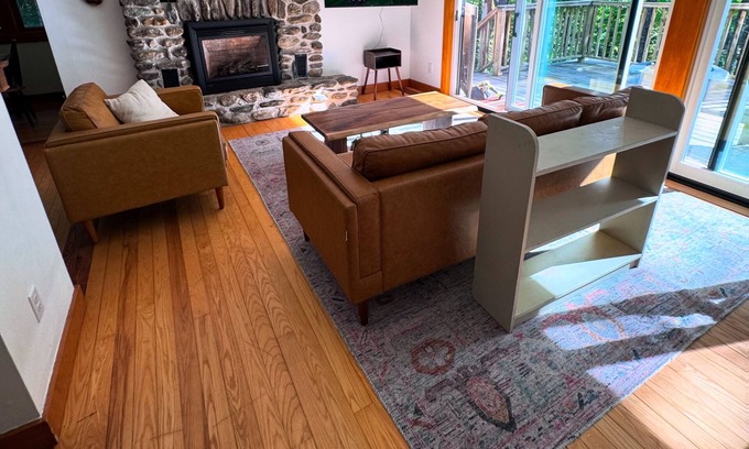 Montgomery Center Chalet De Ski | Jay Peak Chalet: Family & Dog-Friendly, Hot Tub, Ski
