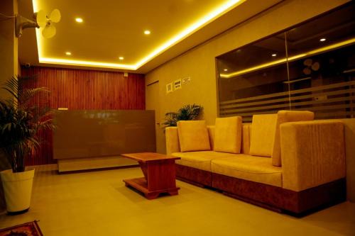 Vaduvanchal Hôtel | Jayalakshmi Residency
