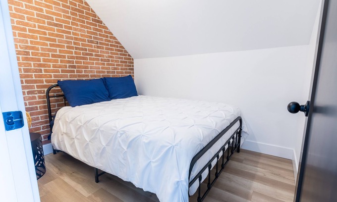 Newfoundland Appartement | Jeannie & Clyde’s, a charming ocean view loft in Bay Bulls, NL.