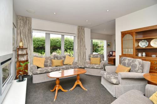 Christchurch Maison | Jeffreys Road - Christchurch Holiday Homes