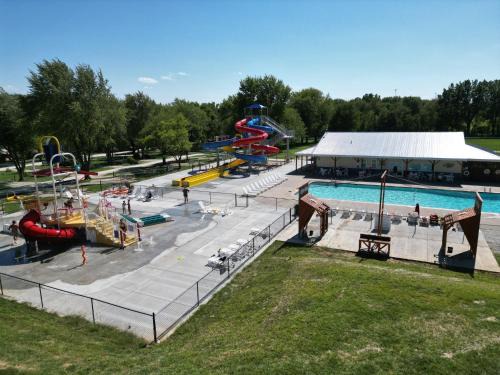 Pittsfield Autre | Jellystone Park at Pine Lakes
