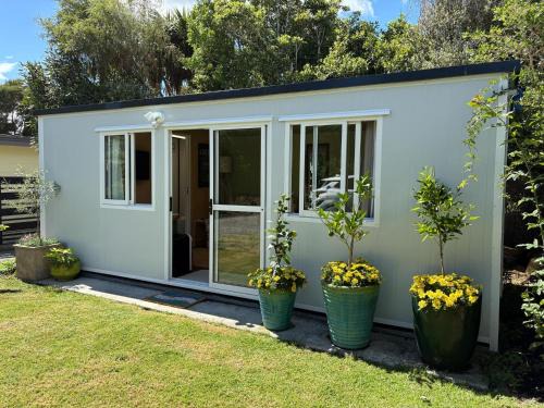 Raumati Beach Maison | Jen's Oasis