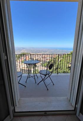 Caltabellotta Maison | Jenka