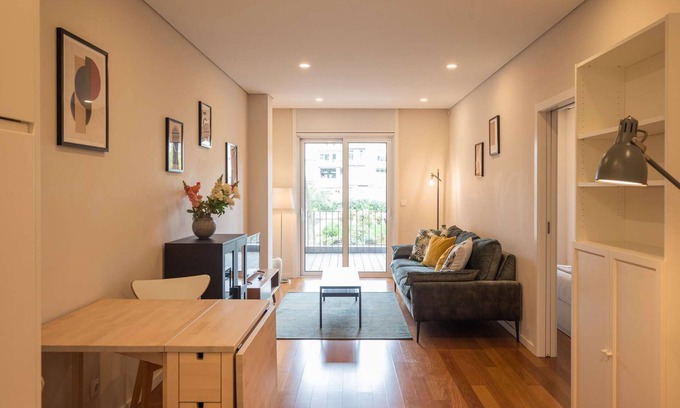Uniao de Freguesias do Centro Appartement | JENNY PORTO - Bel appartement avec balcon et piscine