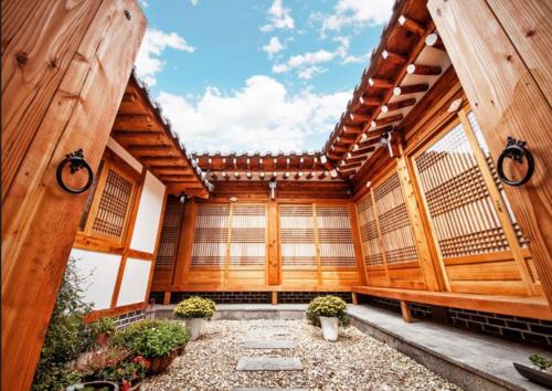 Jeonju Maison | Jeongga Hanok