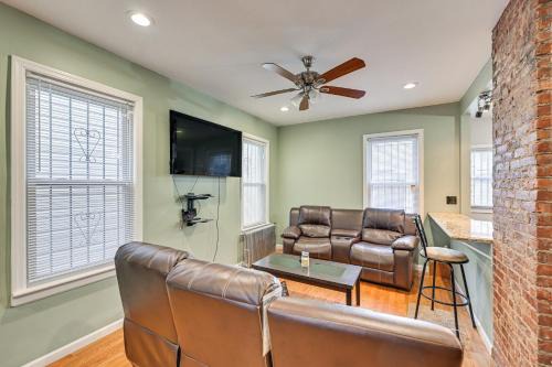 Greenville Appartement | Jersey City Apartment with Game Room 7 Mi to NYC!