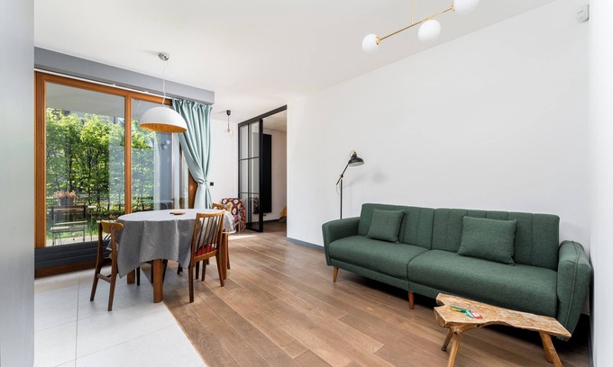 Pradnik Bialy Appartement | Jesionowa Homely Apartment with Garden
