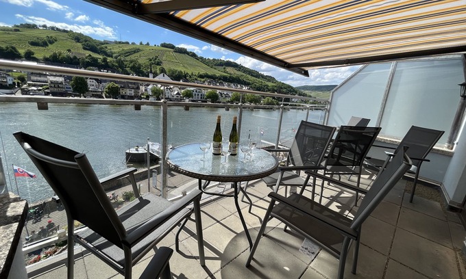 Zell Maison | Jewel of the Mosel, Townhouse in central Zell, beautiful Mosel views