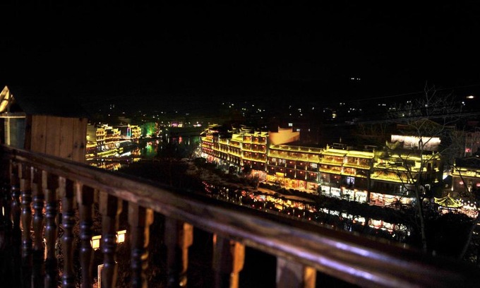 Fenghuang Maison | Jiuqi Guest House (九栖客栈)