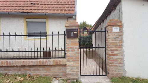 Siklos Appartement | Joóreménység Vendégház