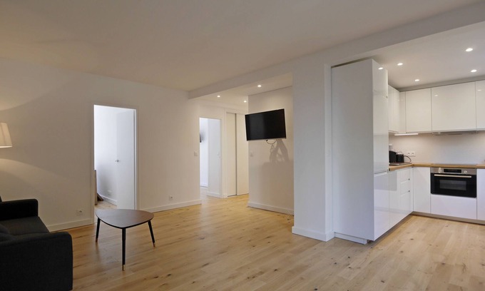 Bercy Appartement | JO de Paris - Place de la Nation