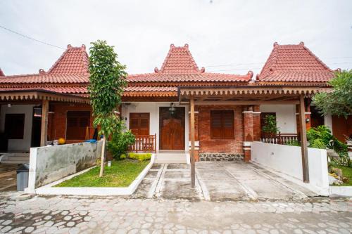 Banaran Maison | Joglo Prambanan C11