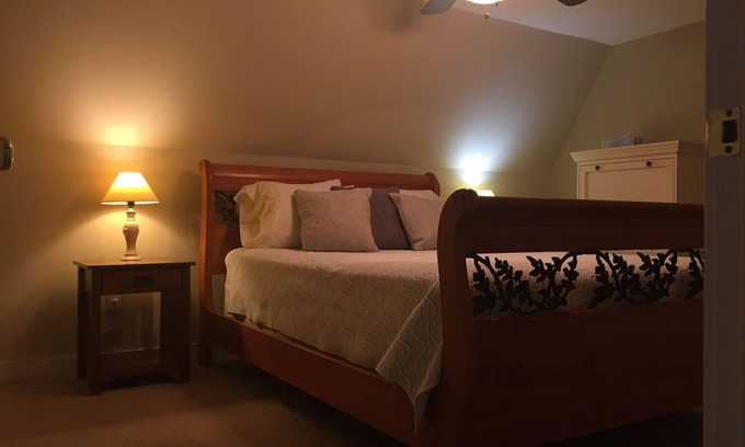 Adamsville Maison | John Dyer Loft offert par Sakonnet Farm & Stays