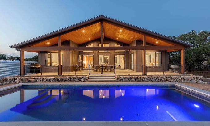 Johnson City Maison | Johnson City Limits Home
