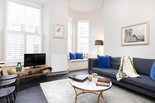 Old Town Appartement | JOIVY Sophisticated Apt near Edinburgh Castle