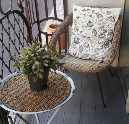 Peret Appartement | Joli loft dans village pittoresque