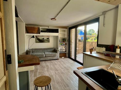 Vaugneray Appartement | Joli studieux lumineux et aménagé avec piscine privée