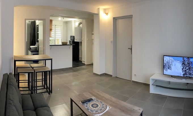 Mont Duplan Appartement | Joli T2 Climatis? Nimes Proche Gare et Centre Ville