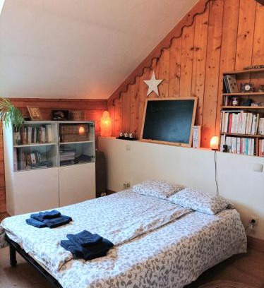 Gilly-sur-Isere Maison | Jolie chambre châlet Chez Marine