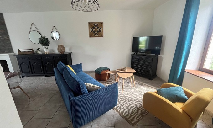 Vineuil Maison | Jolie Maison de Campagne Rénovée à Proximité de Sentiers de Randonnée