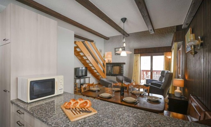 Ovronnaz Appartement | Jorasse C 20 by Interhome