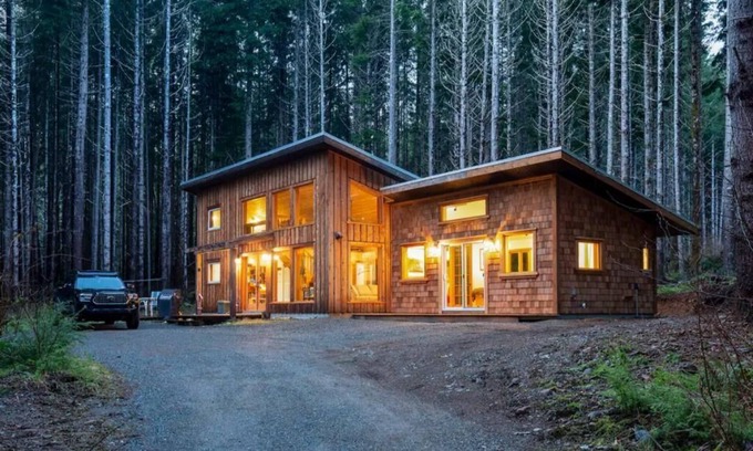 Juan de Fuca Electoral Area Cabine | Jordan River Coastal Cottage