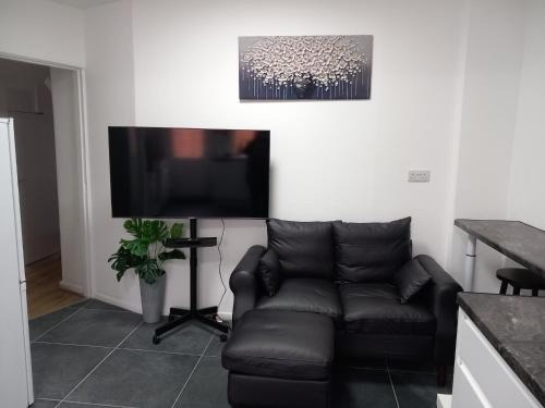 Becontree Maison | JosteeStay Apartments -Rooms