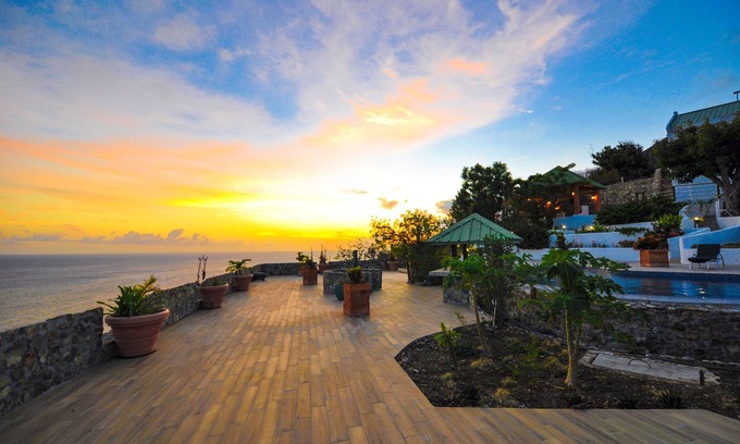 Cay Bay Hill Villa | Joy Estate - Vaste propriété avec vue imprenable