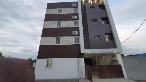Peelamedu Appartement | JR Service Apartment